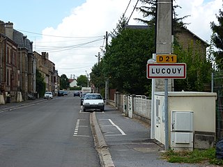 Lucquy (Ardennes) city limit sign.JPG