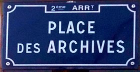 Voir la plaque.