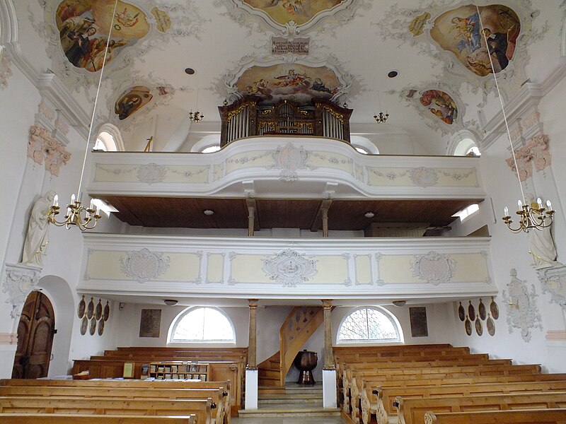 File:Mauerstetten - St. Vitus - Innen (5).JPG