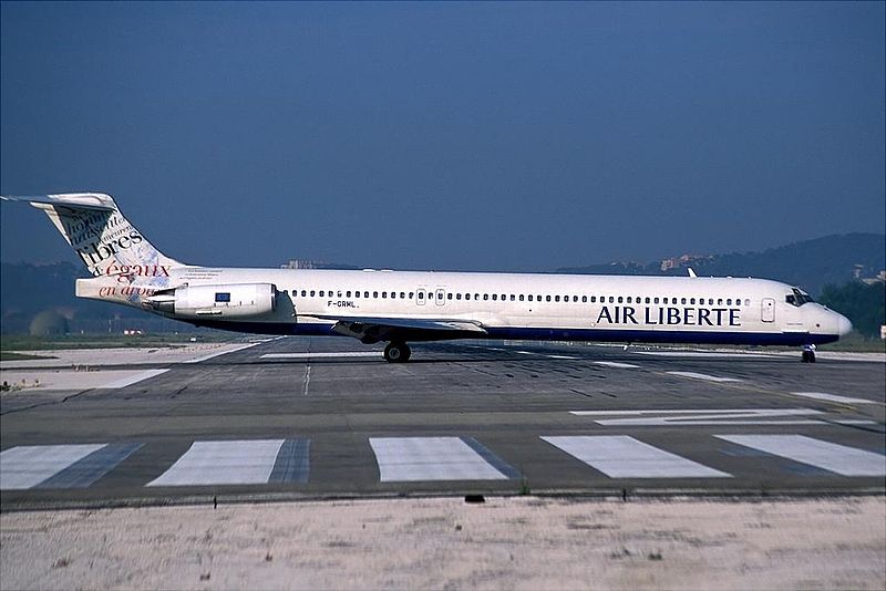 File:McDonnell Douglas MD-83, Air Liberte JP10302.jpg