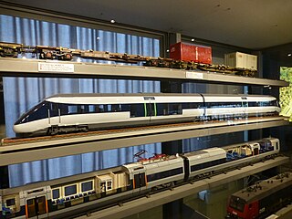Model of DSB IC2 and Öresund train