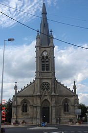 Monchecourt - Eglise.JPG