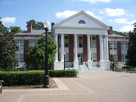 Monroe Hall at Mary Washington University