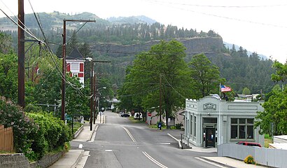 How to get to Mosier with public transit - About the place