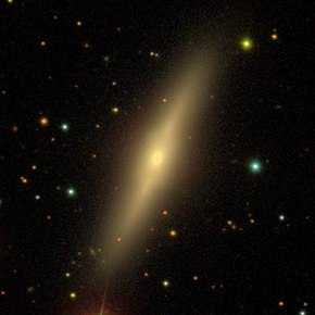 Галаксијата NGC 7332 сликана со SDSS