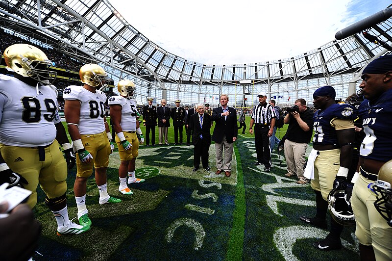 File:Navy-Notre Dame pregame coin toss.jpg