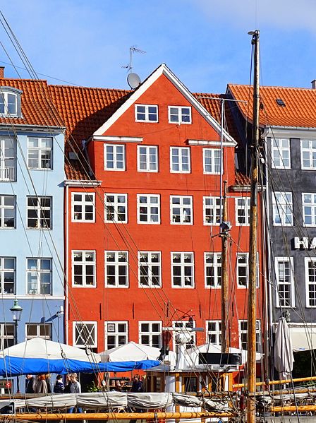 File:Nyhavn 37.jpg