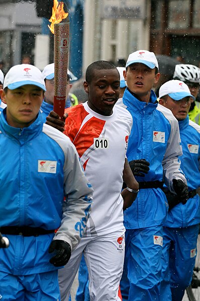 File:Olympic Flame London relay 2008.jpg