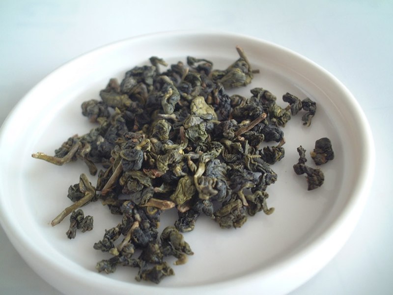 চিত্র:Oolong tea leaf.jpg