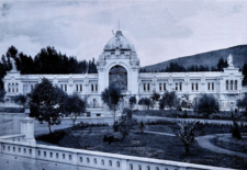 Palacio de La Exposición - کویتو (1909) .png