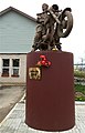 Viktor Tsoi emlékműve az okulovkai vasútállomás közelében