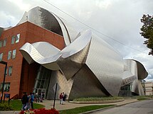 Frank Gehry, Biography, Architecture, Buildings, Guggenheim Museum Bilbao,  Pritzker Pavilion, Style, & Facts