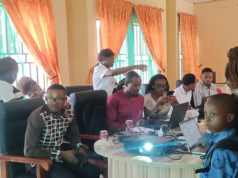 File:Photo from IG Wiki Hub Enugu May event on Wiki data training 08.jpg