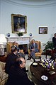 Prezident Jerald R. Fordning Tunis Bosh vaziri Xedi Nuira bilan Oval ofisda uchrashuvi fotosurati - NARA - 7518573.jpg