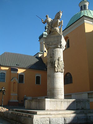 Памятник 15-му уланскому полку