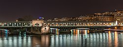 Thumbnail for File:Pont de Bir-Hakeim at night as seen from Promenade d'Australie 140223 5.jpg