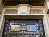 Porte d'immeuble boulevard du Montparnasse - détail 3.JPG