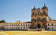 Portugalia Alcobaga klasztor santa Maria - barokowa fasada z XVIIIw Template:WM-PL-scan
