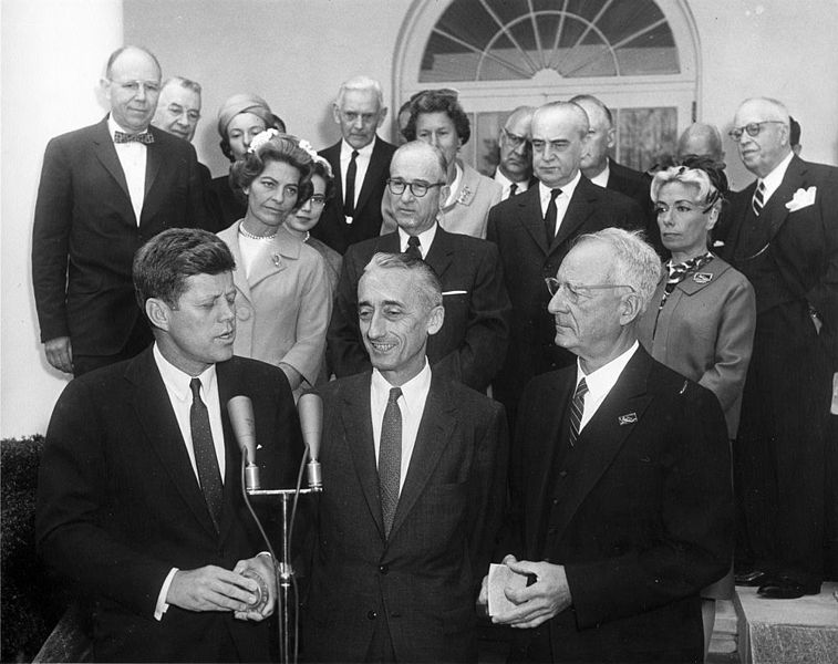 File:Pres. Kennedy Awards the National Geographic Society's Gold Medal to Jacques Cousteau.jpg