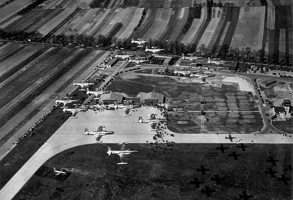 RF-80 Shooting Stars of the 10th Tactical Reconnaissance Wing over Trier Air Base, 1955.