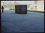 Thumbnail for File:Richard SERRA (USA) - Berlin block - Chaplin 1979 - Berlin-W., Neue NG - 150.25.jpg