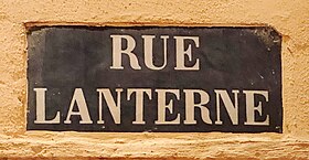 Voir la plaque.