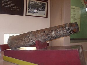 Súng thần công của quân Tây Sơn được tìm thấy tại căn cứ thủy binh Tây Sơn ở cảng Thị Nại, Quy Nhơn.