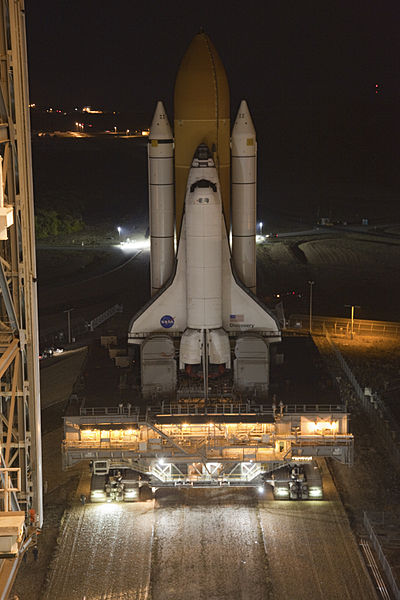 File:STS-133 Rollback 4.jpg