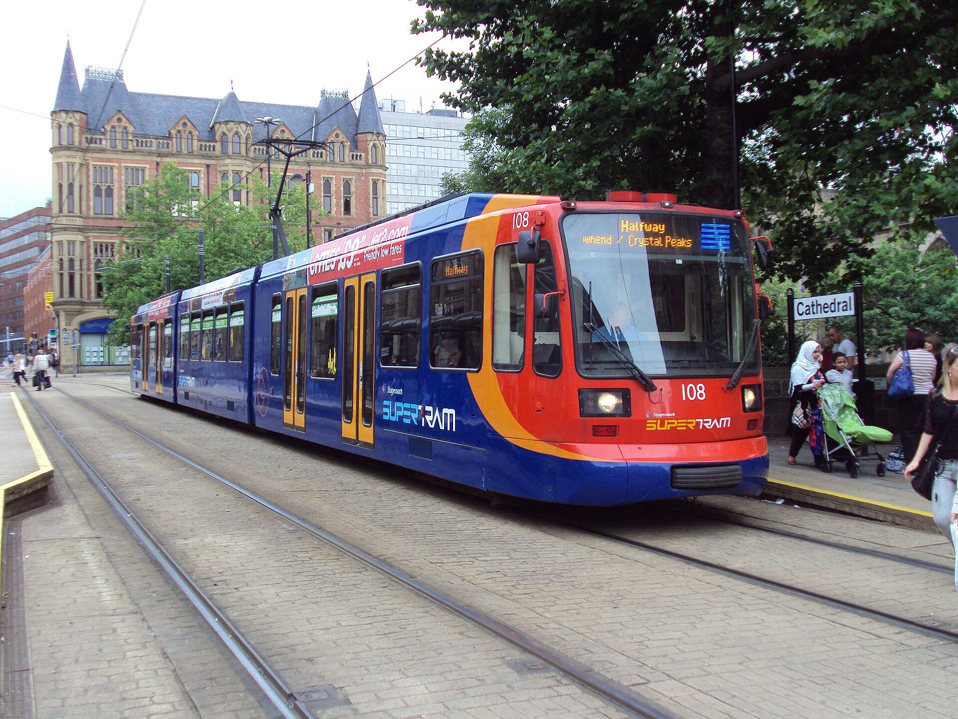 Sheffield supertram at Cathedral stop - DSC07446.JPG