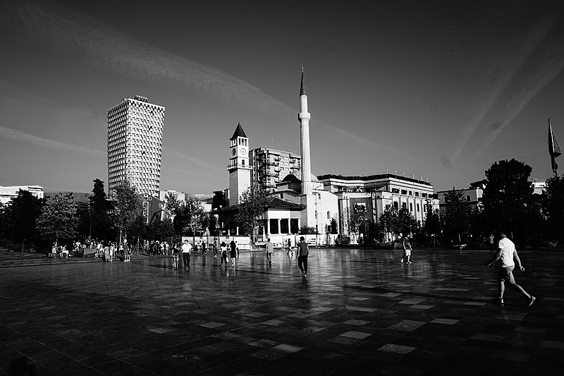 File:Skanderbeg Square, Tirana (49593180913).jpg