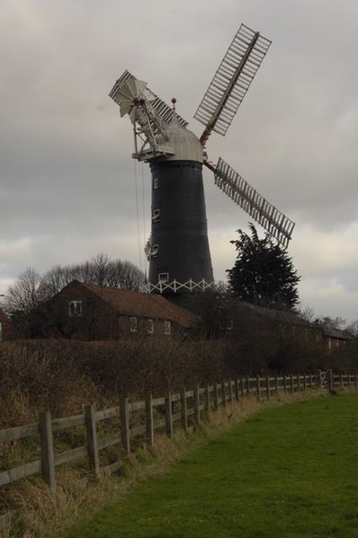 File:Skidby Mill - geograph.org.uk - 657143.jpg