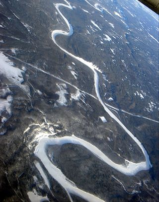 <span class="mw-page-title-main">Smoky River</span> River in Alberta, Canada