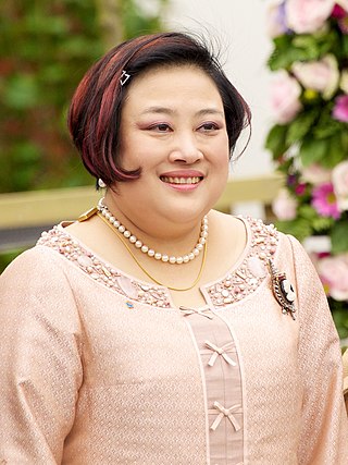 <span class="mw-page-title-main">Soamsawali</span> Princess Suddhanarinatha, first wife of King Vajiralongkorn