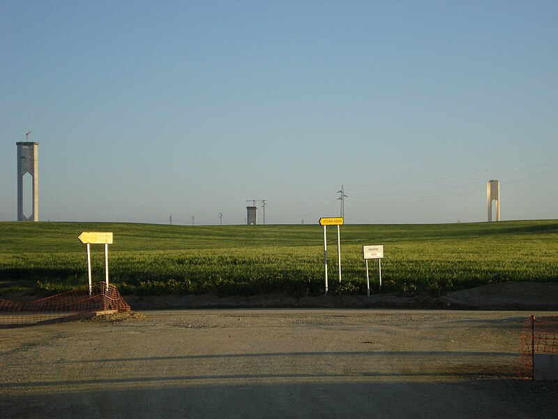 File:Solar Towers.jpg