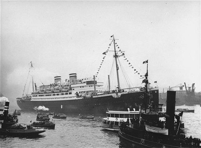 MS St. Louis in its home port of Hamburg
