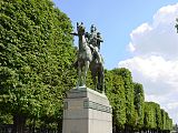 Monumento a Bolívar en París.