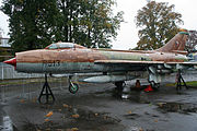 Sukhoi Su-7BKL Fitter 6513 (8273542866).jpg