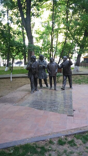 File:The Men, Yerevan 35.jpg