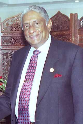 <span class="mw-page-title-main">Lakshman Kadirgamar</span> Sri Lankan politician, diplomat and lawyer