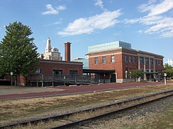 Union Station и Burlington Freight House (Давенпорт, Айова) .JPG