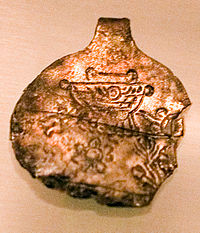 Urartian Locket 05.jpg