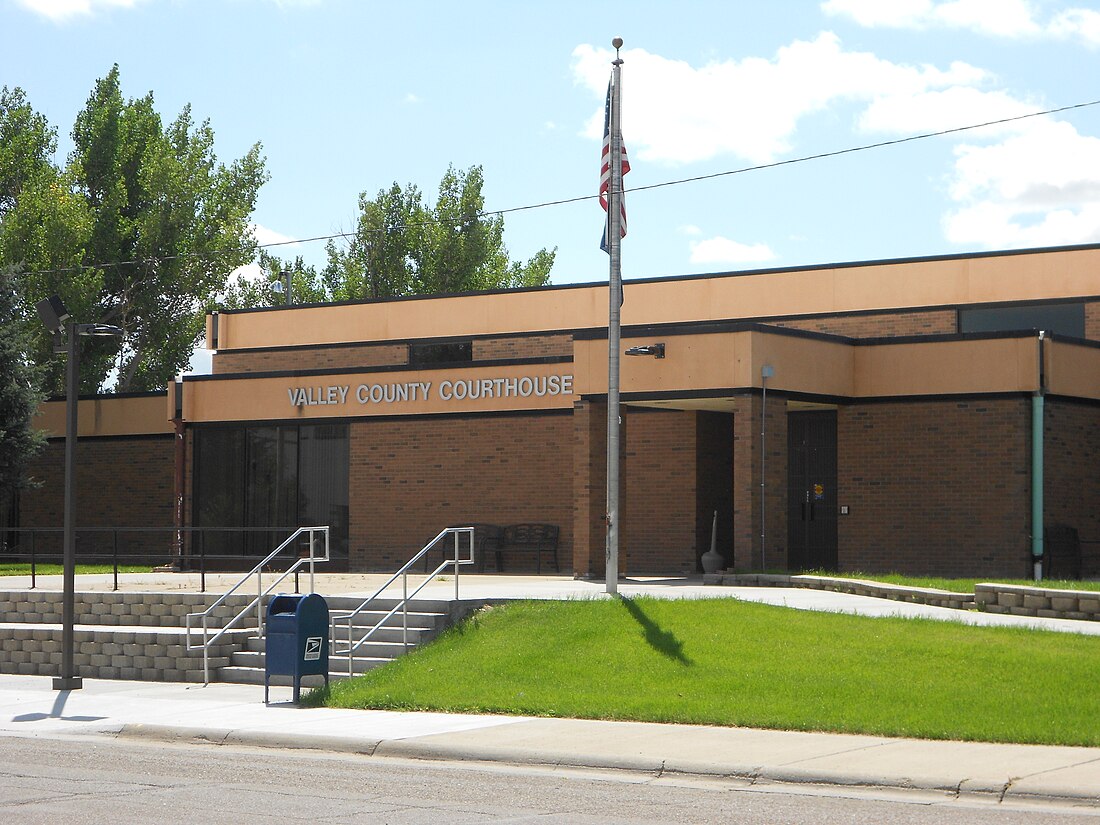 File:Valley County Courthouse.JPG