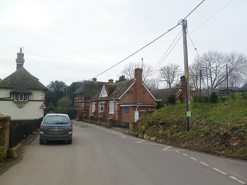 File:Witchampton, first school - geograph.org.uk - 2801223.jpg