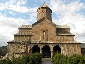 Церковь Сен-Жан-Леванжелист.