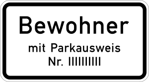 Zusatzzeichen 1044-30 - Bewohner mit Parkausweis Nr. .... (600x330), StVO 2002.svg