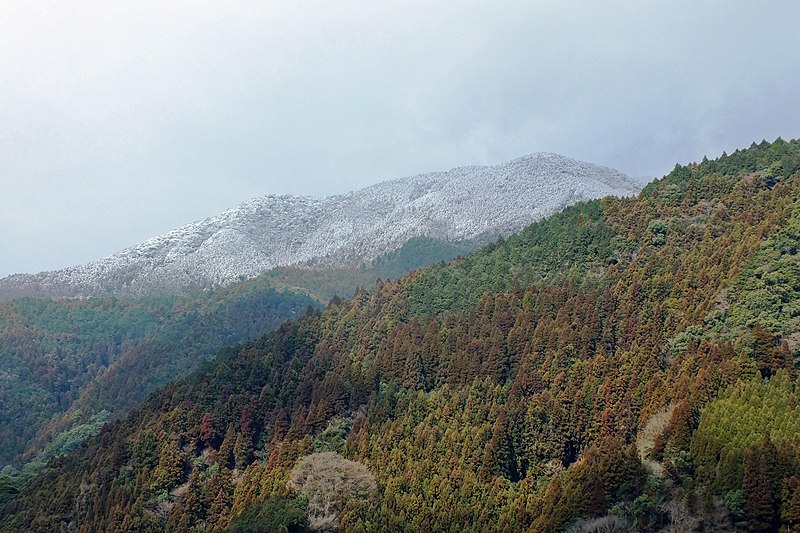 File:古処山（雪）.JPG