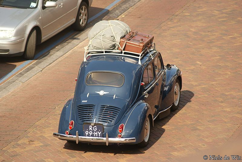 File:1960 Renault 4CV (15235705845).jpg