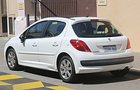 Fichier:Peugeot 207 CC Facelift 20090906 rear.JPG — Wikipédia