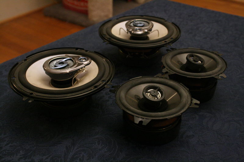 File:2008-04-16 Car audio drivers.jpg