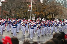 A marching band during the 2008 Toronto Santa Claus Parade. 2008 Toronto Santa Claus Parade IMG 0033 (3036149667).jpg